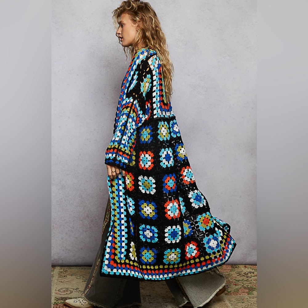 POL Colorful Crochet Cape